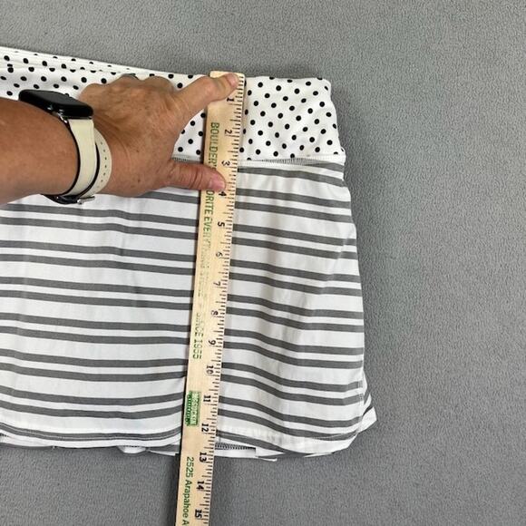 Lululemon Skirts Womens 32" White Black Run Pace Setter Skorts Ruffled Tennis - Picture 11 of 12